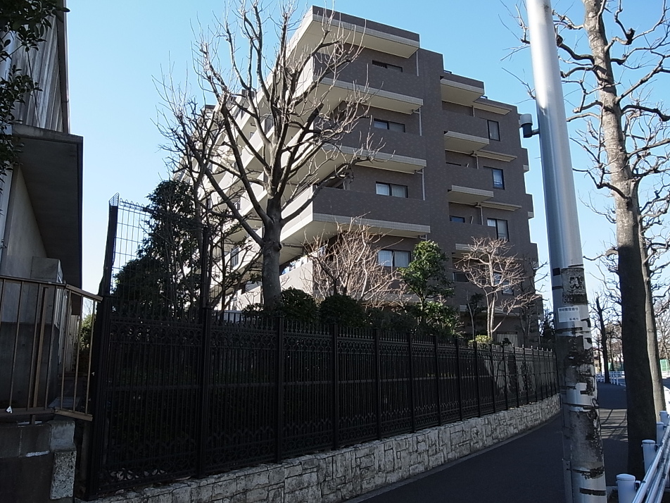 平成13年2月築