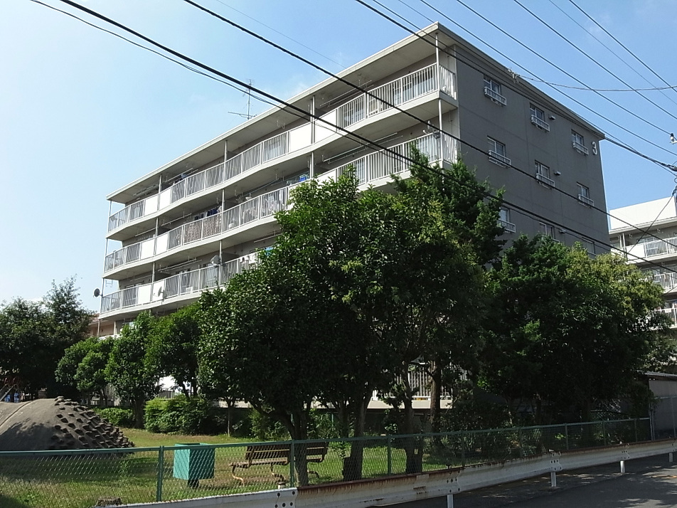 総戸数90戸
