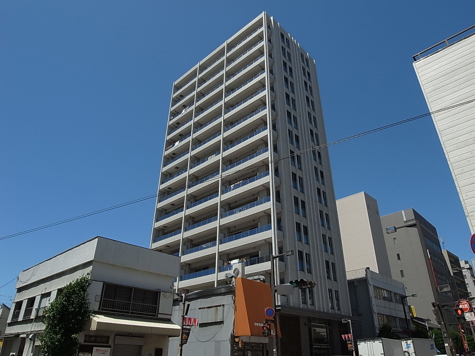 平成24年3月築の築浅マンションです