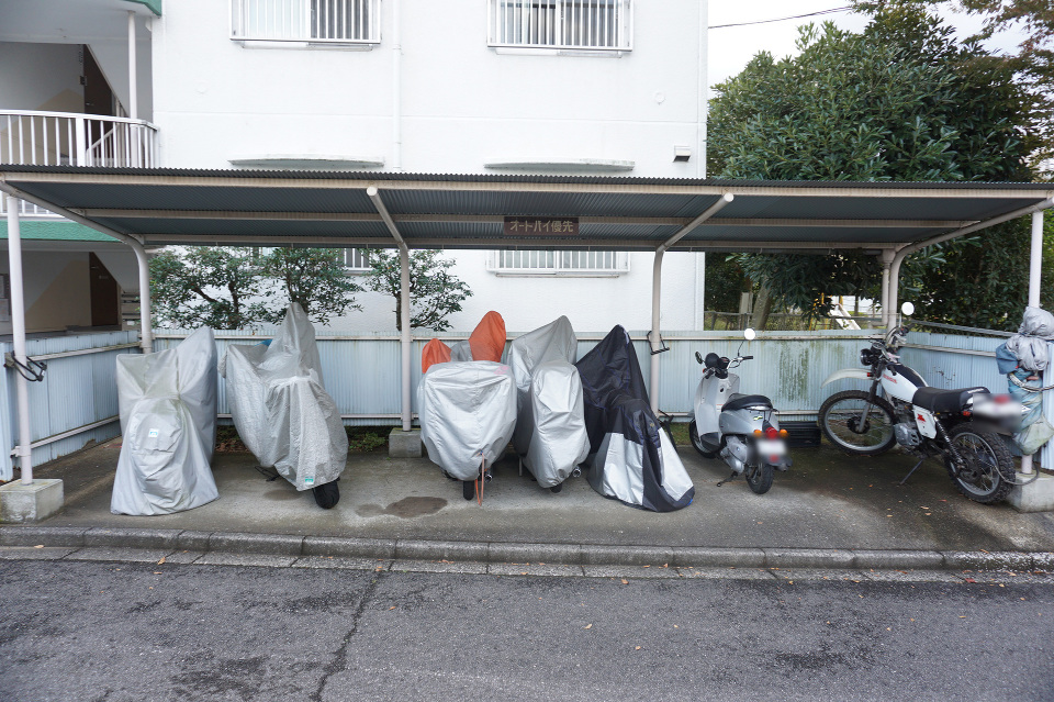 バイク置き場