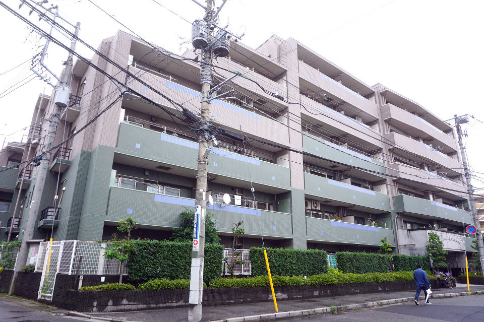 外壁タイル貼り、RC造6階建て