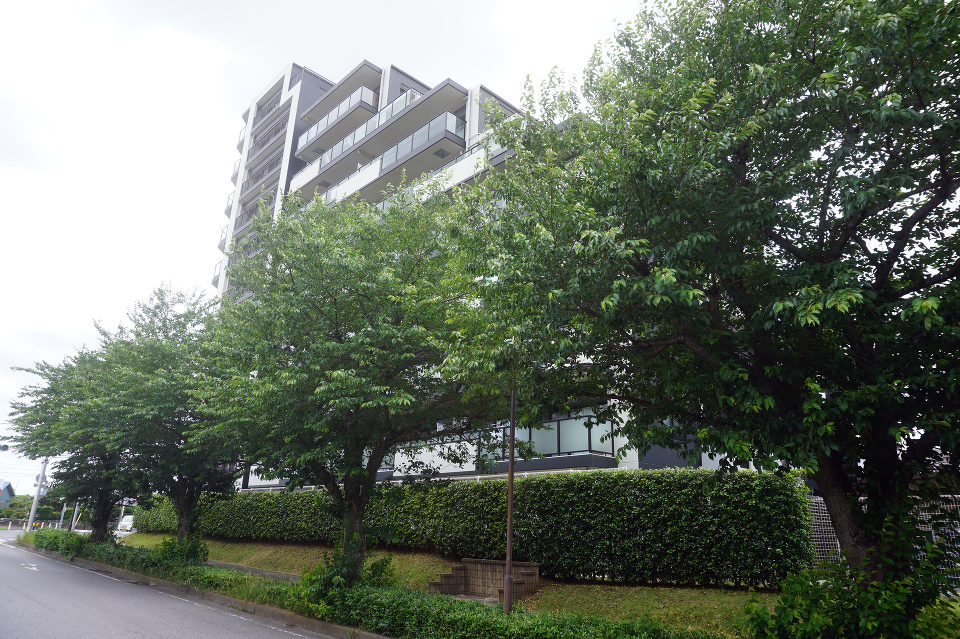 N.Y.の美術館をモチーフとしたスタイリッシュな佇まい