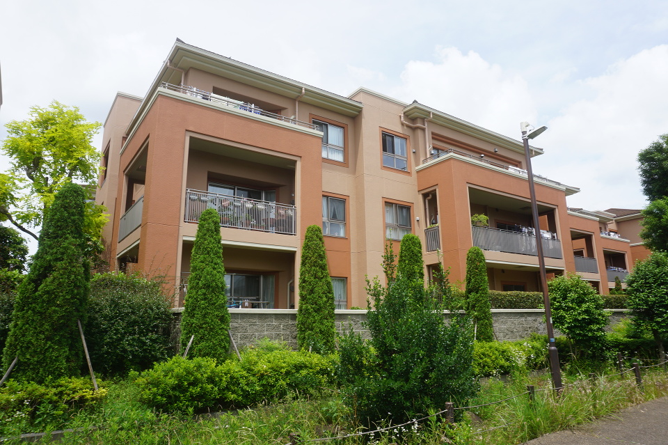 16住棟もの単位で分棟化、敷地全体にゆったりと建物を配置