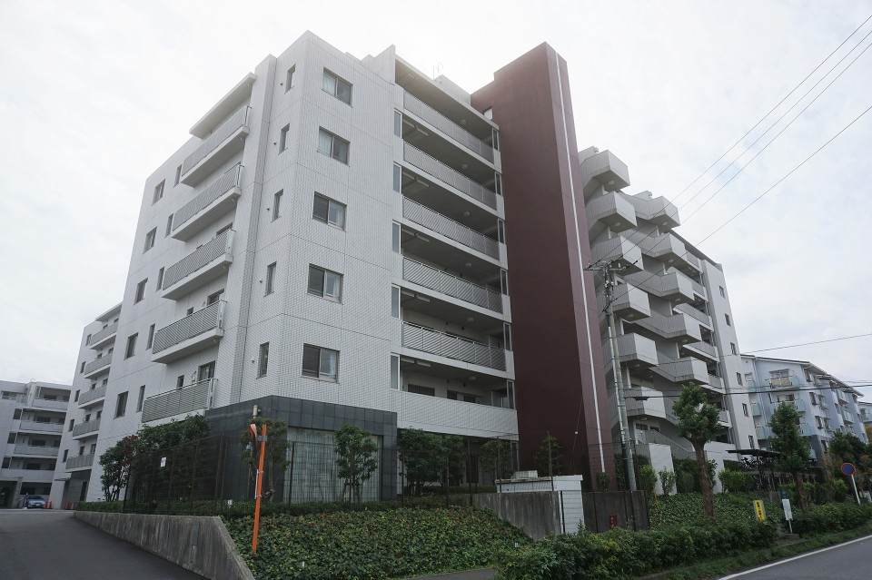 豊富な緑に彩られらた美しい街並みが特徴の千葉ニュータウンエリア