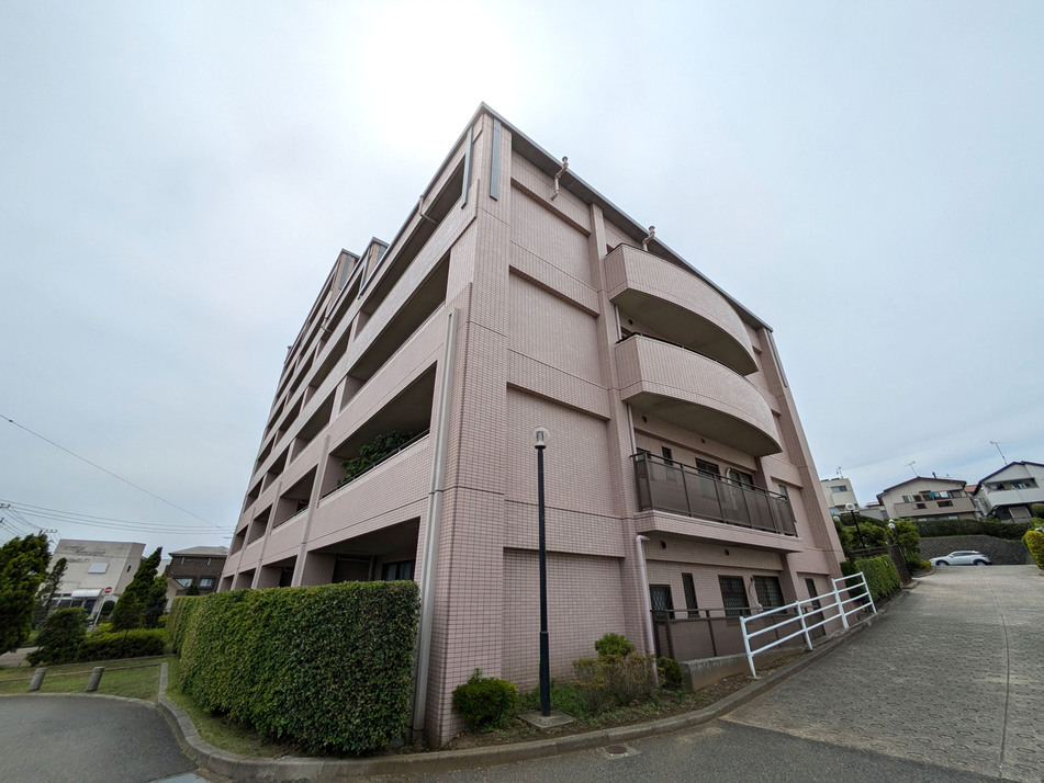 各住戸80㎡以上のゆとりの間取り