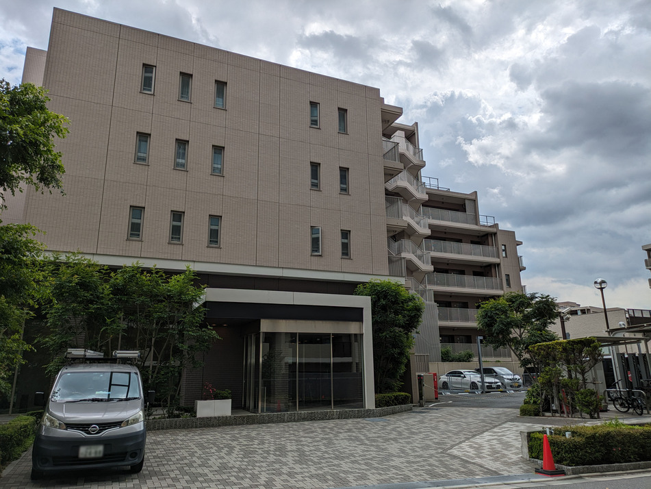 安全に配慮した歩車分離設計を採用