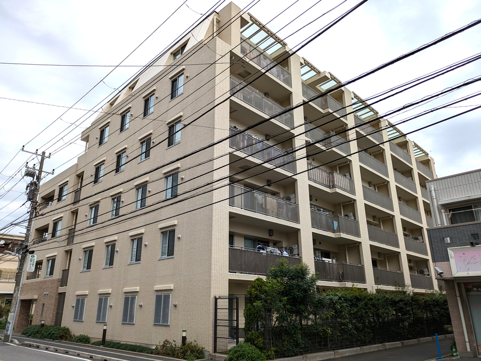 オートロック・セコム加入物件でセキュリティ面も安心