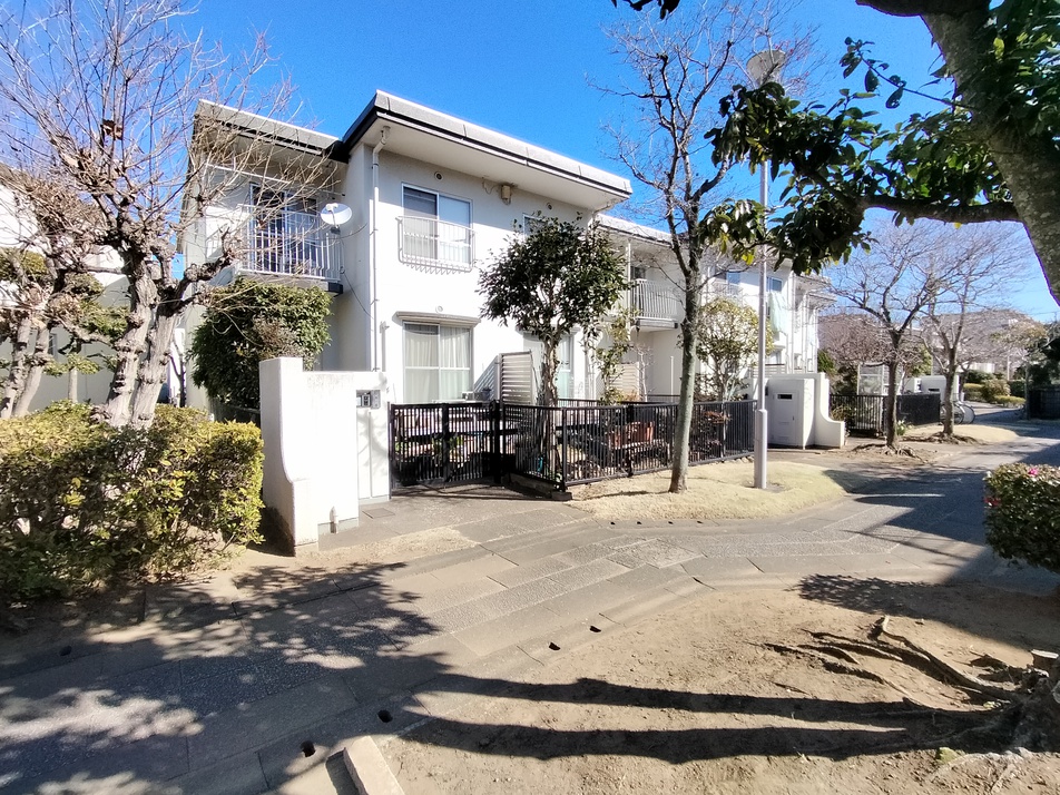 JR総武線「津田沼」駅へもバス便でアクセス可能です 