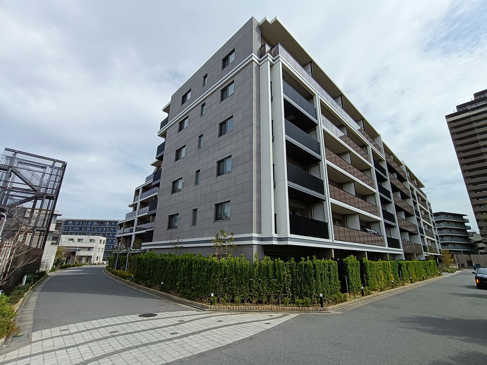 ZEH-M Oriented認定を受け、光熱費を削減しつつ・快適な居住空間が実現