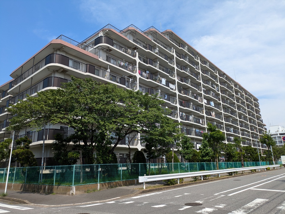 京成本線「谷津」駅徒歩3分の好立地