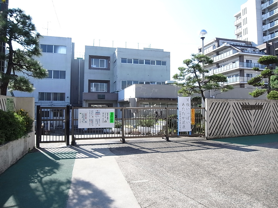 船橋市立前原小学校 520m 徒歩7分