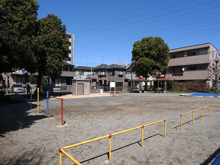 前原西公園 360m 徒歩5分