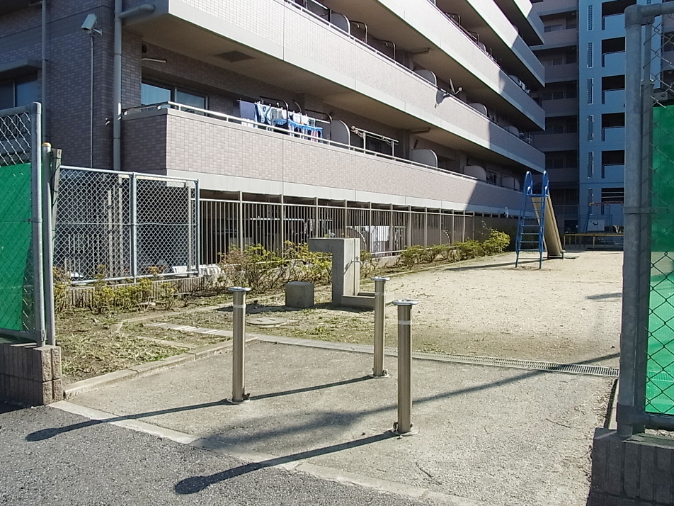 太郎右衛門野第二公園 20m 徒歩1分