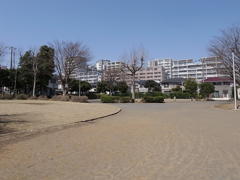 まどか公園 170m 徒歩3分