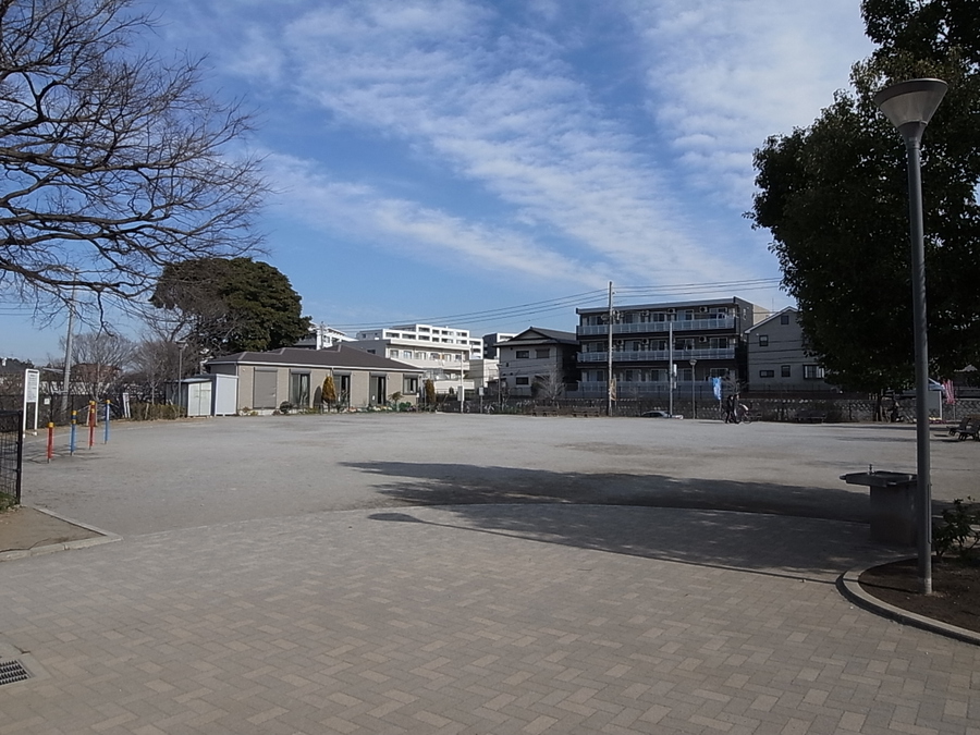アルビス前原中央公園 290m 徒歩4分