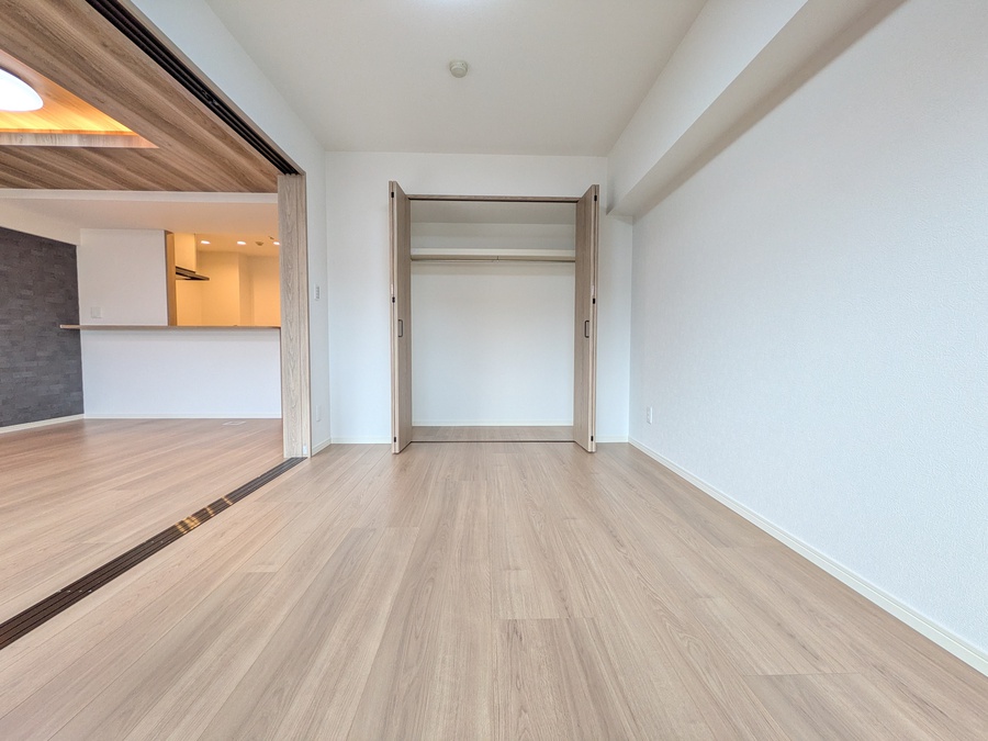 セブンイレブン津田沼店 580m 徒歩8分