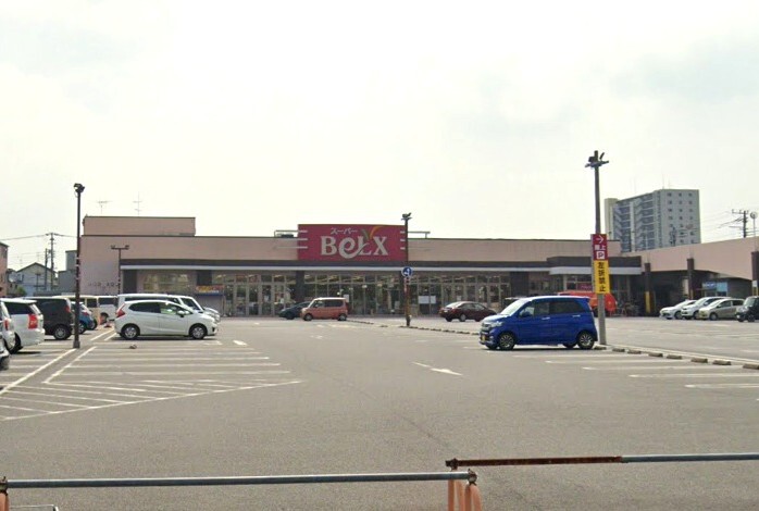 千葉銀行松飛台支店 540m 徒歩7分