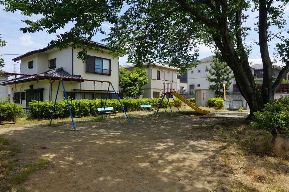 上高野第8児童遊園 120m 徒歩2分