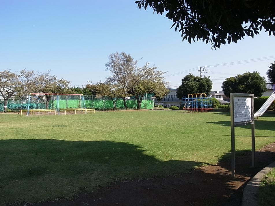 勝田台第2公園 370m 徒歩5分