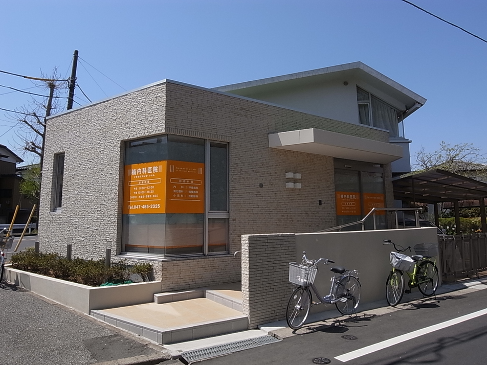 楠内科医院 420m 徒歩6分