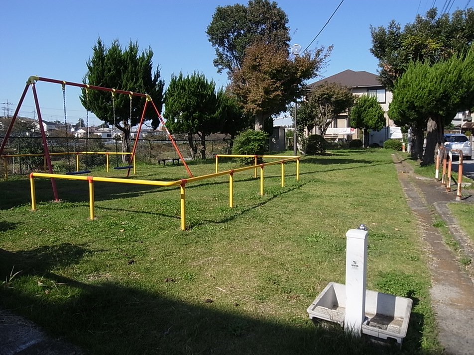 村上五百堂児童遊園 50m 徒歩1分