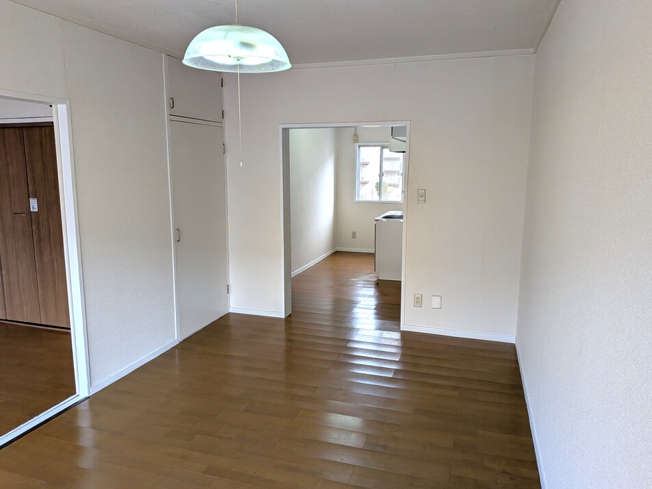 千葉しらゆり幼稚園 240m 徒歩3分