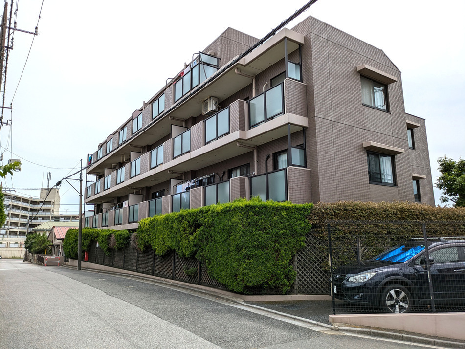 ＪＲ総武線「津田沼」駅徒歩16分・京成本線「京成津田沼」駅徒歩10分