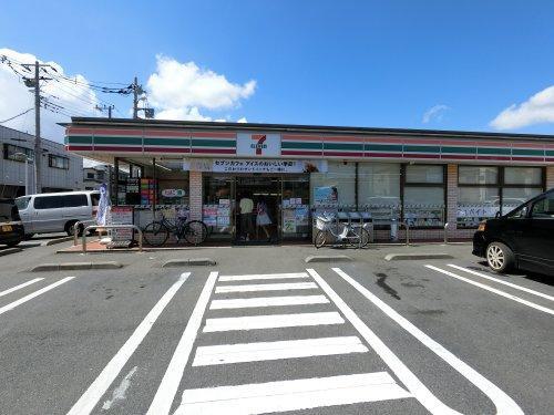 セブン-イレブン佐倉上志津店 280m 徒歩4分