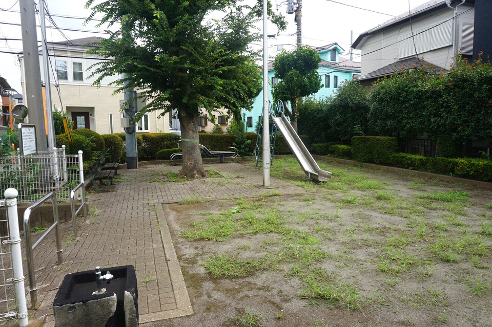 新林公園 10m 徒歩1分