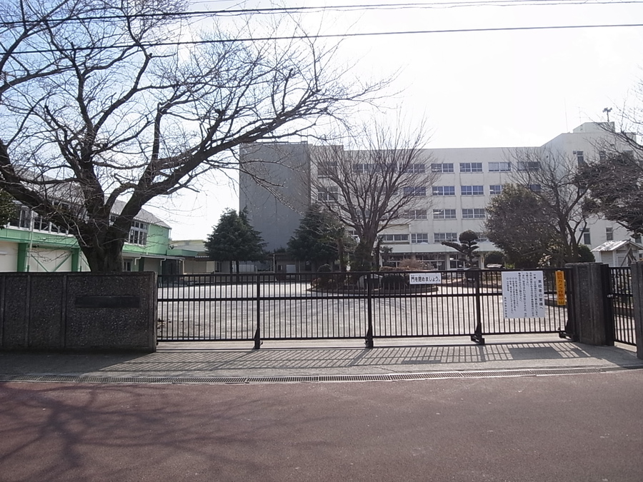 船橋市立薬円台南小学校 1810m 徒歩23分