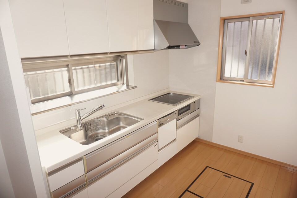 佐倉志津郵便局 570m 徒歩8分