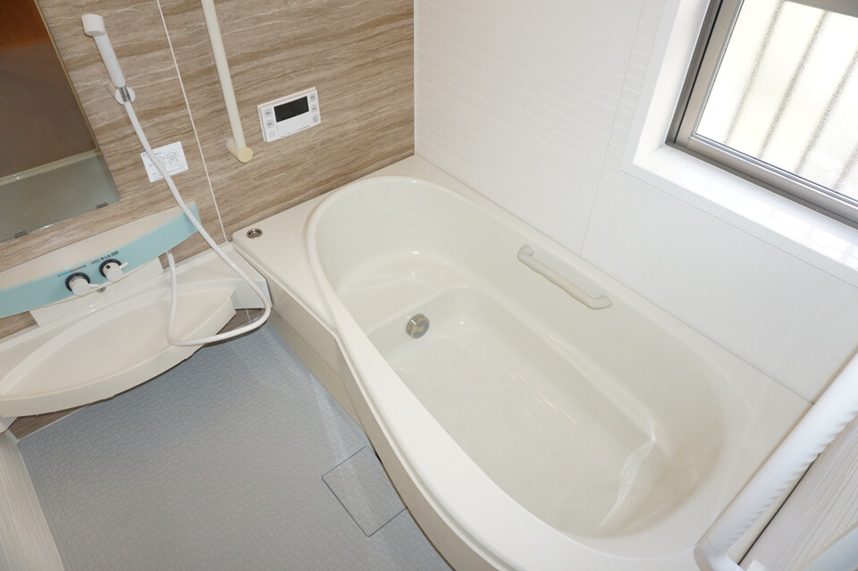 のびのび公園 300m 徒歩4分