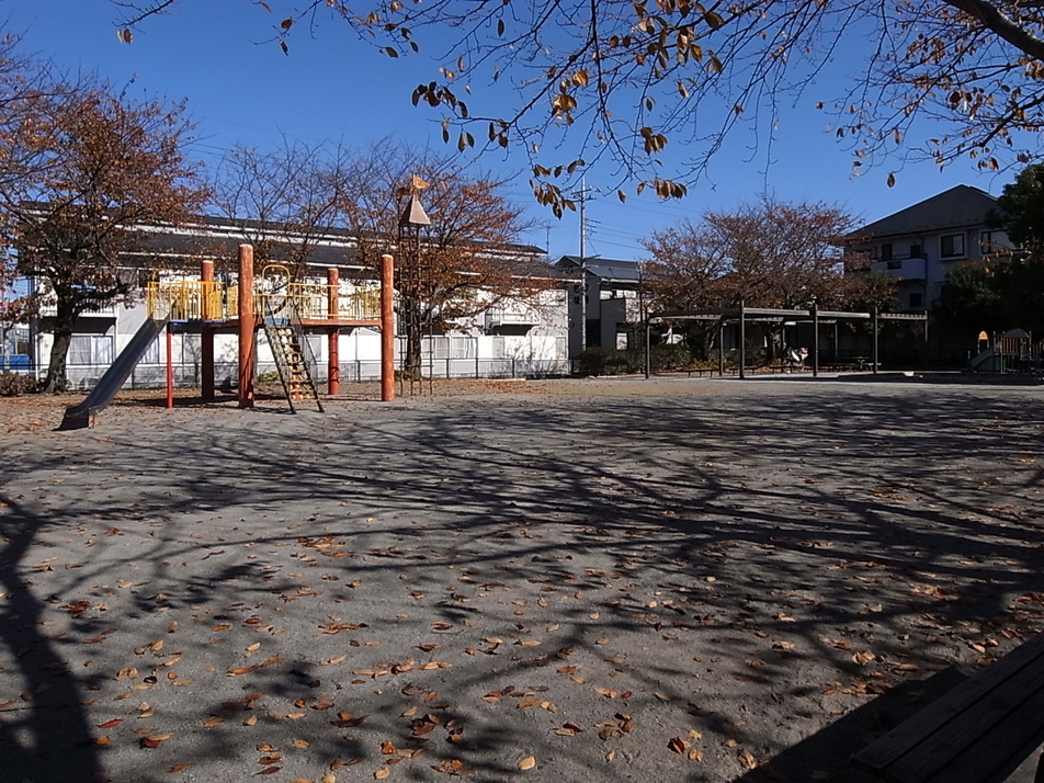 高津東第二公園 490m 徒歩7分