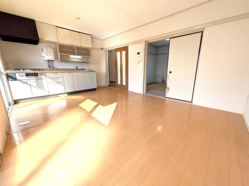 八千代市立高津中学校 690m 徒歩9分