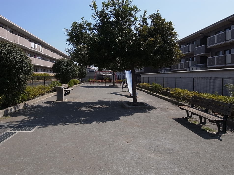 長兵衛野第３公園 290m 徒歩4分