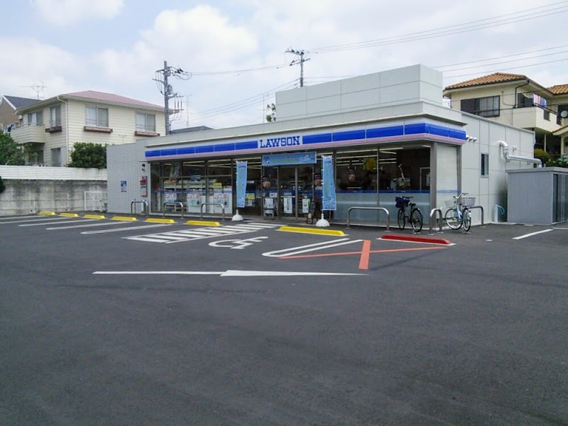 ローソン 八千代勝田台四丁目店 590m 徒歩8分