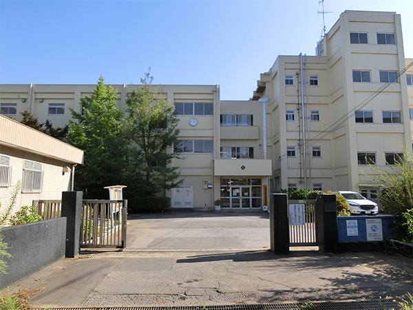 千葉市立西小中台小学校 640m 徒歩8分