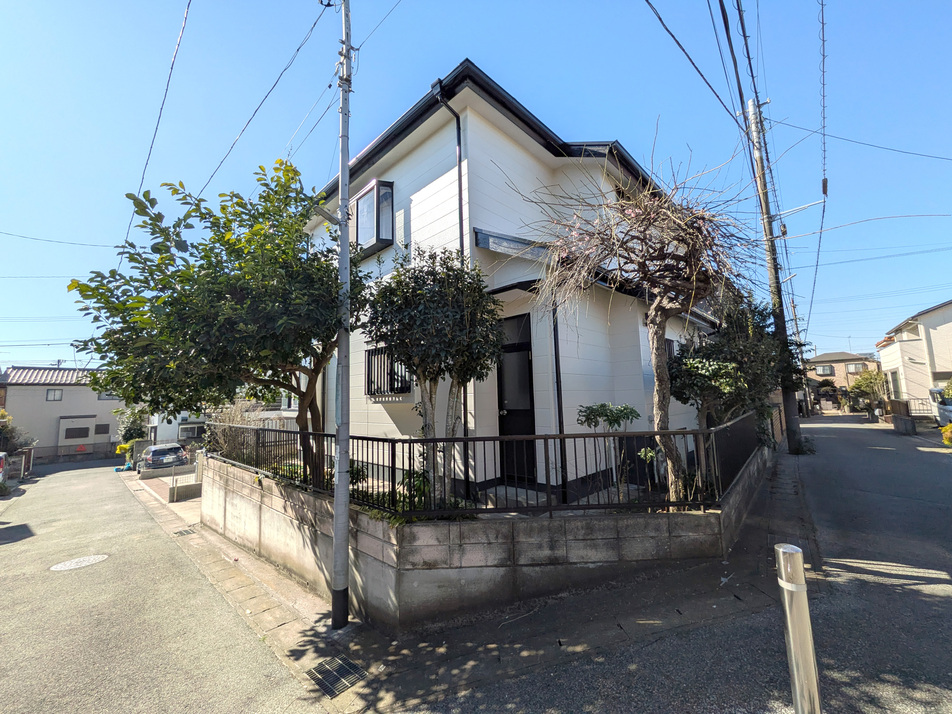 平成9年7月築、木造ストレート葺2階建て