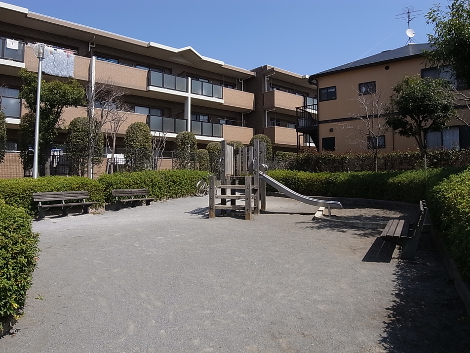 貞光寺野公園 250m 徒歩4分