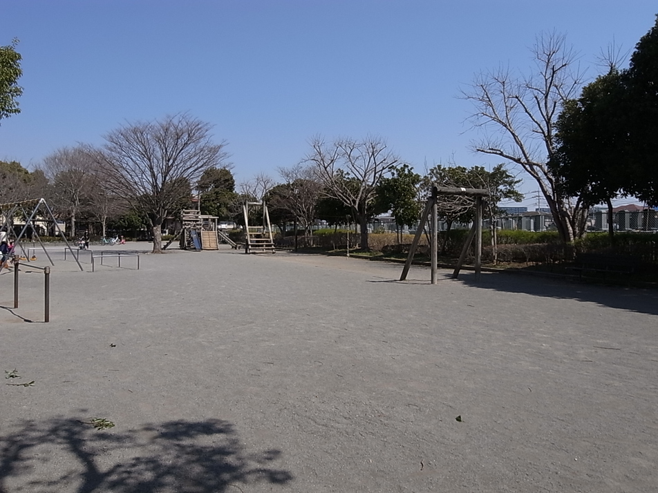 季節の杜公園 690m 徒歩9分