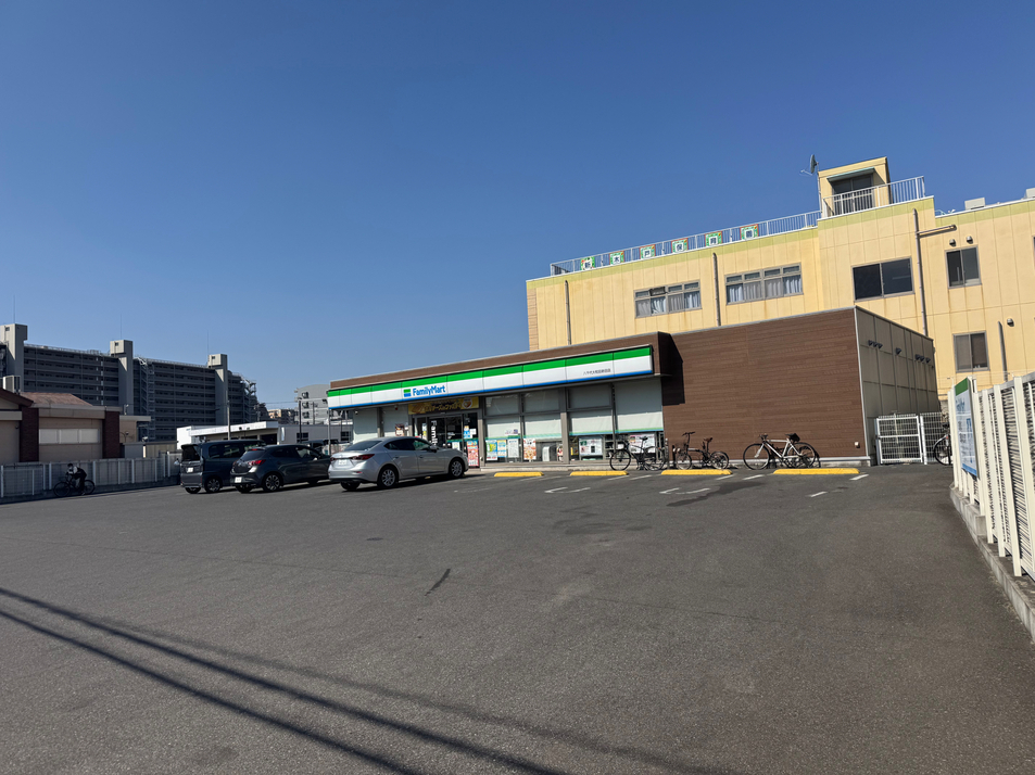 ファミリーマート八千代大和田新田店 60m 徒歩1分