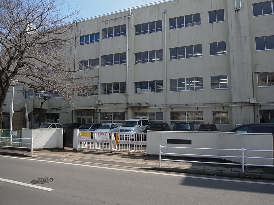 船橋市立高根台第三小学校 520m 徒歩7分