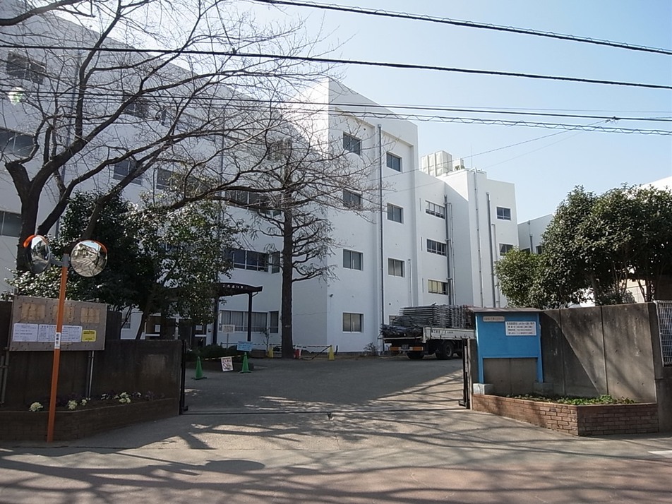 船橋市立大穴小学校 630m 徒歩8分