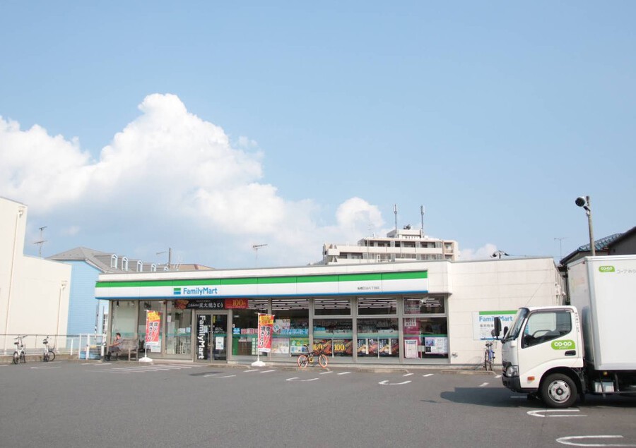 ファミリーマート船橋三山八丁目店 80m 徒歩1分