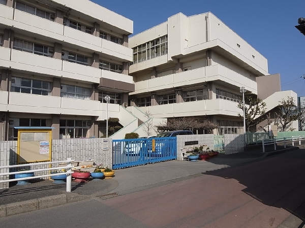 船橋市立三山東小学校 330m 徒歩5分