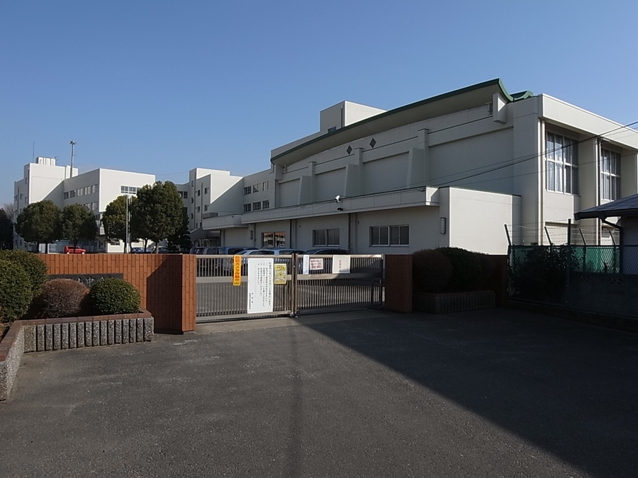 船橋市立三山中学校 680m 徒歩9分