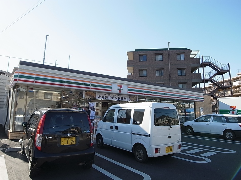 セブンイレブン船橋飯山満2丁目店 230m 徒歩3分