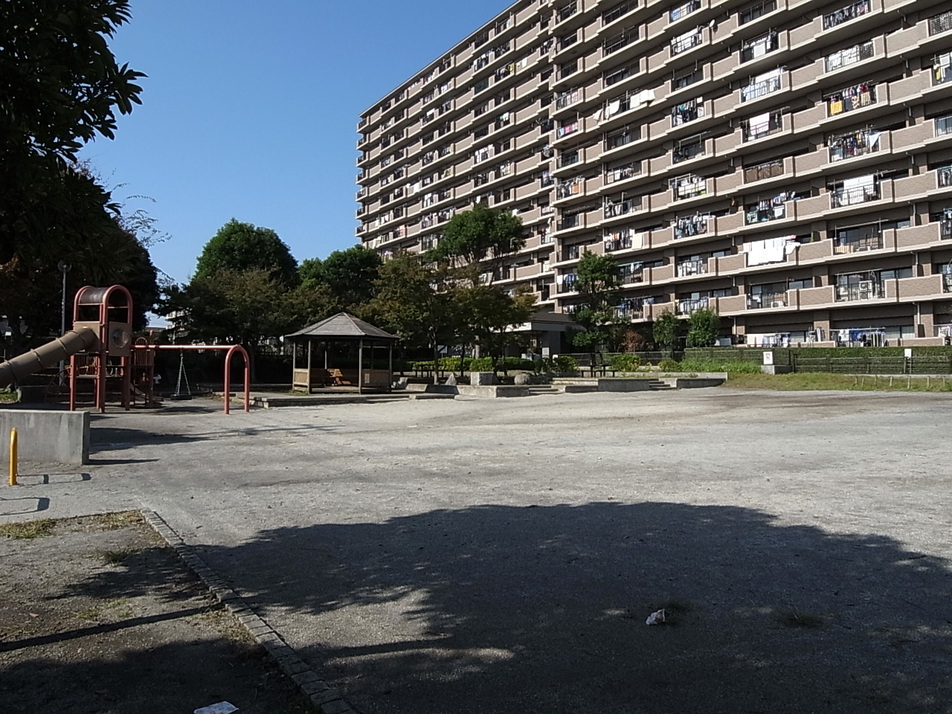 向山第３公園 110m 徒歩2分