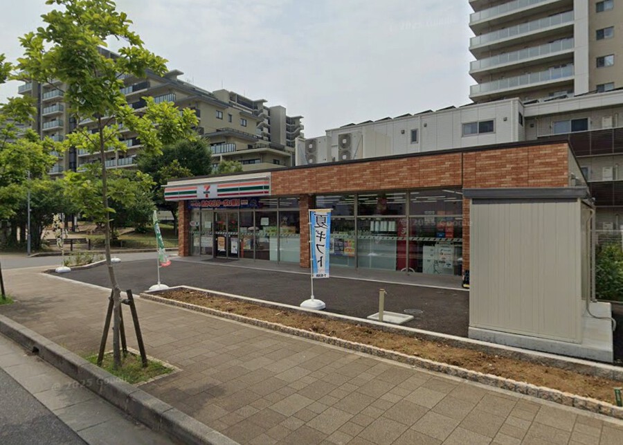 セブンイレブン習志野奏の杜1丁目店 190m 徒歩3分