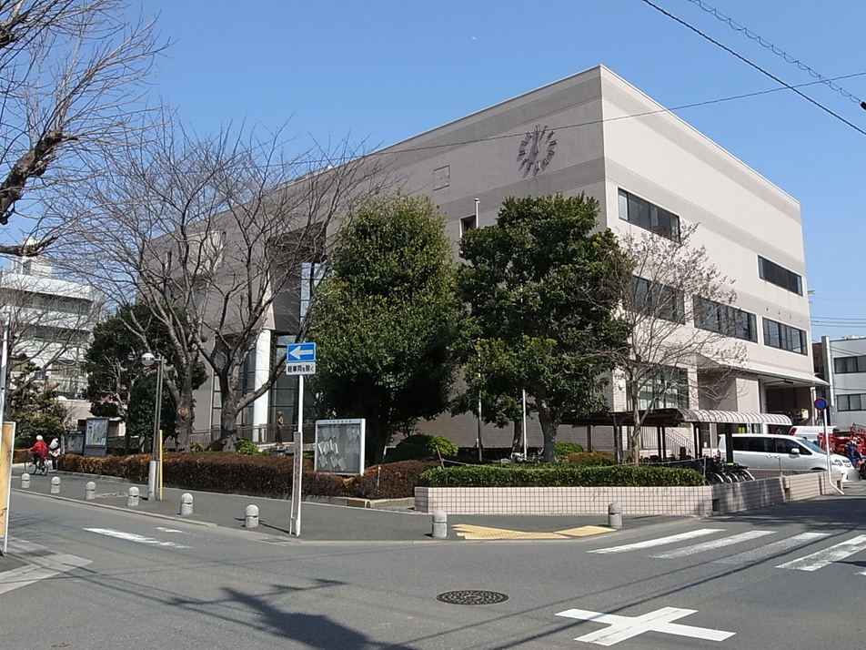 勝田台市民文化プラザ・勝田台図書館 390m 徒歩5分